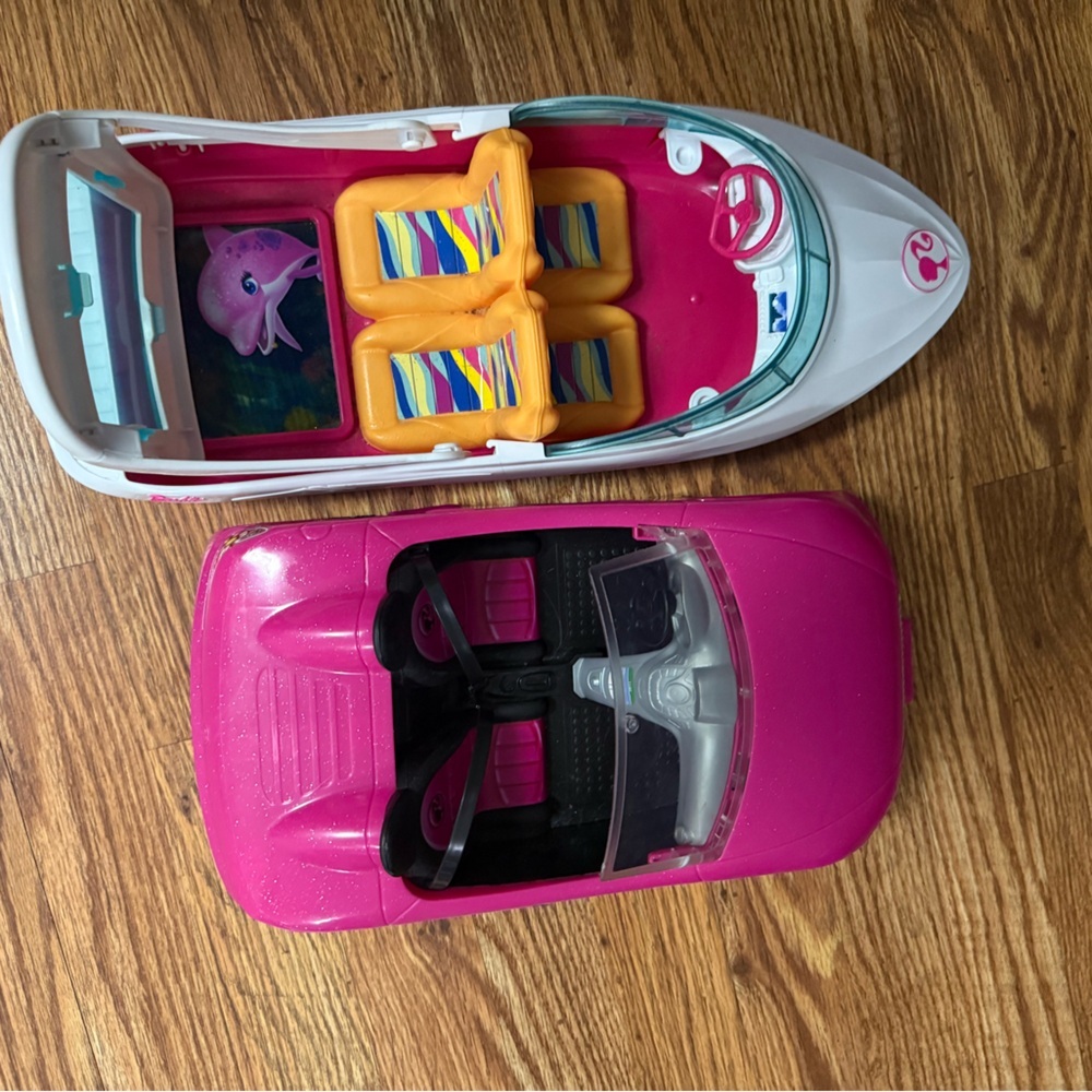 Barbie Bundle-Pink Glam Convertible and Dolphin Magic Ocean View Boat